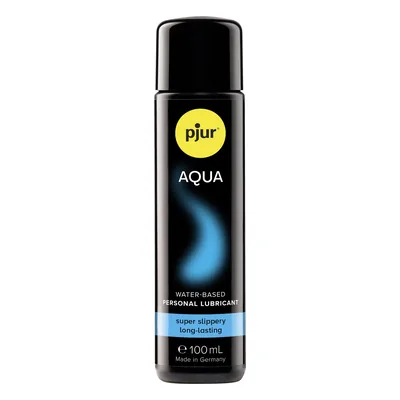 Glidmedel test: pjur Aqua vattenbaserat glidmedel 100 ml på vit bakgrund